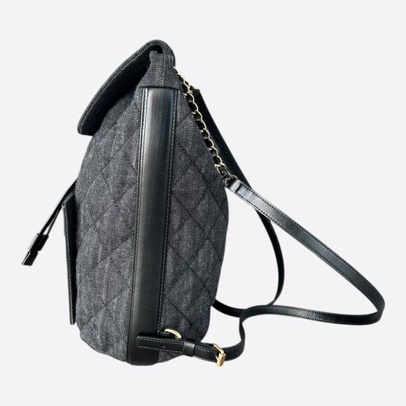 Chanel Dark Grey Denim Quilted Flap Backpack - Picture 4 of 7